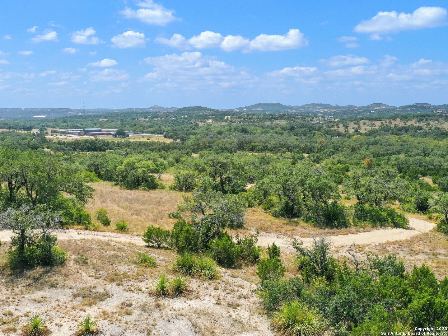 LOT 30 TOUTANT BEAUREGARD RD