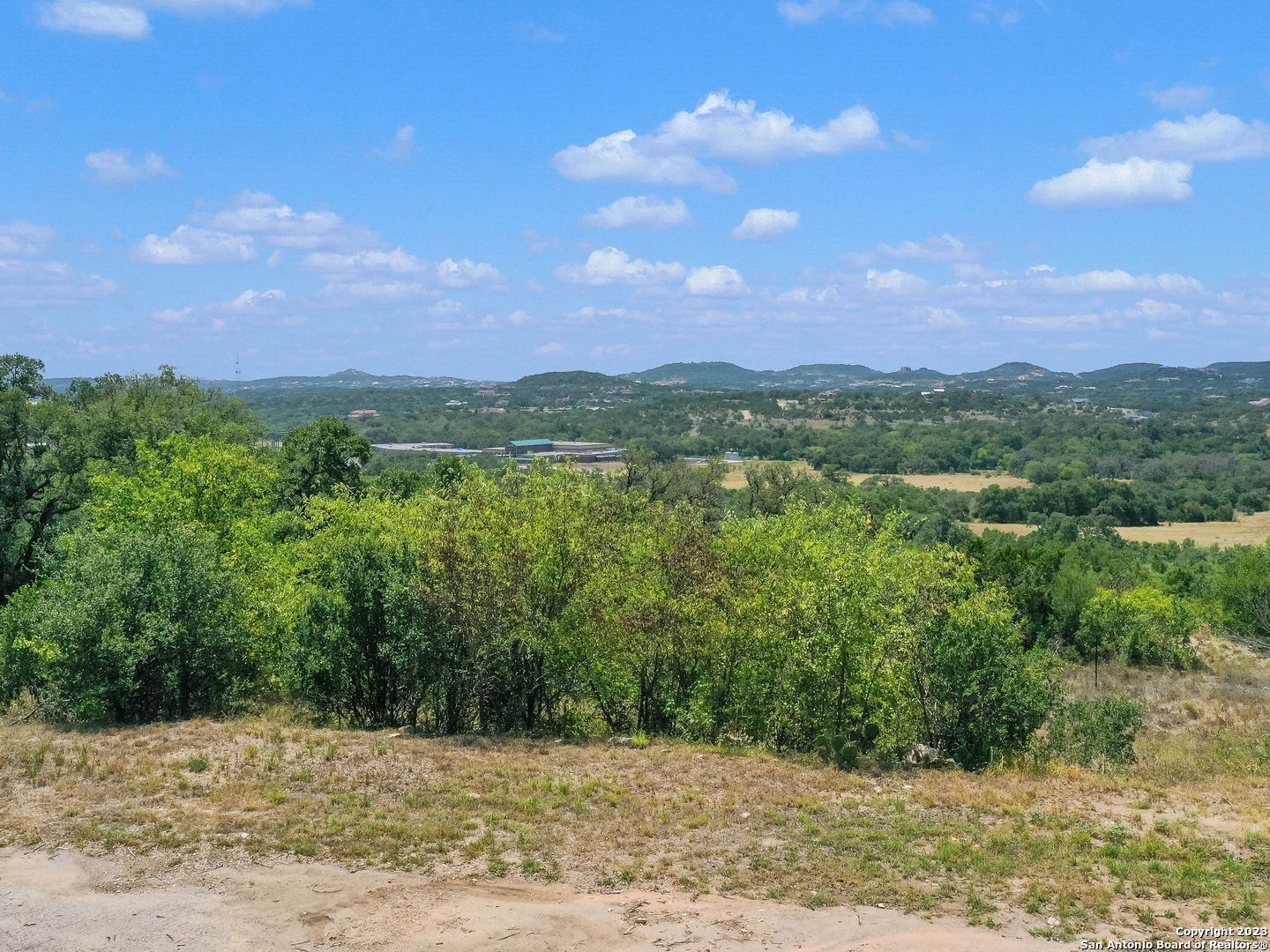 LOT 30 TOUTANT BEAUREGARD RD