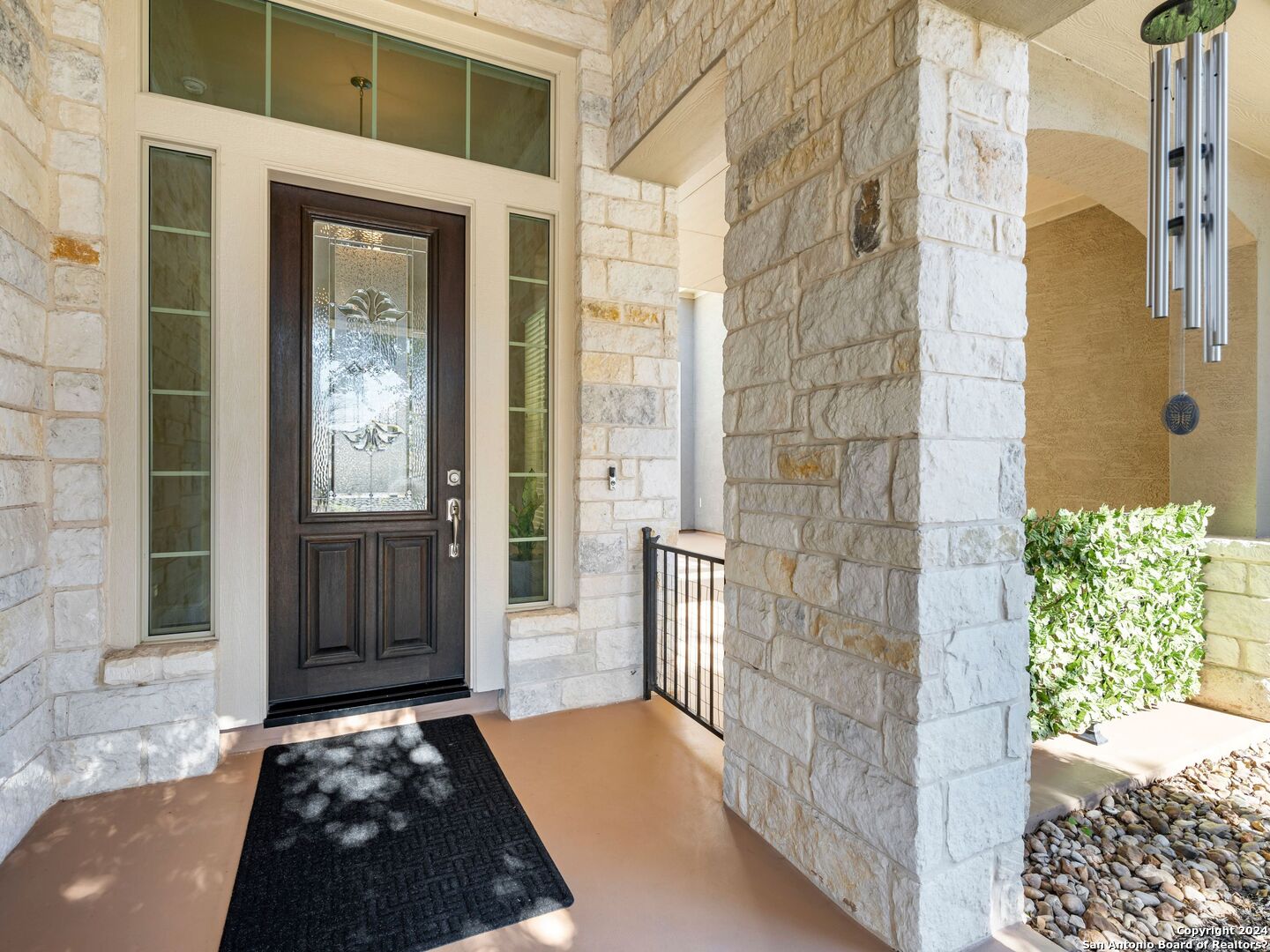 17810 HILLSEDGE