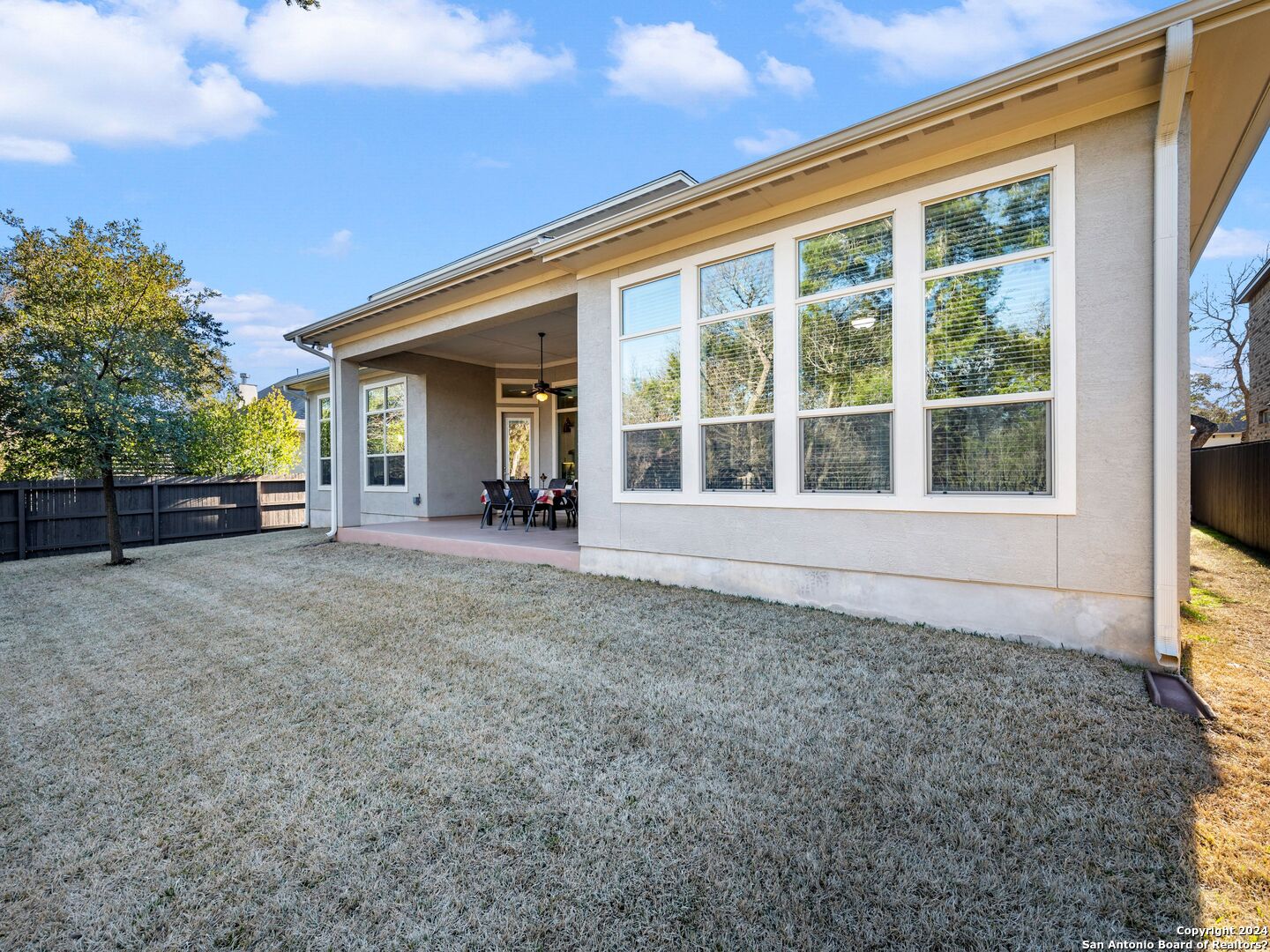 17810 HILLSEDGE