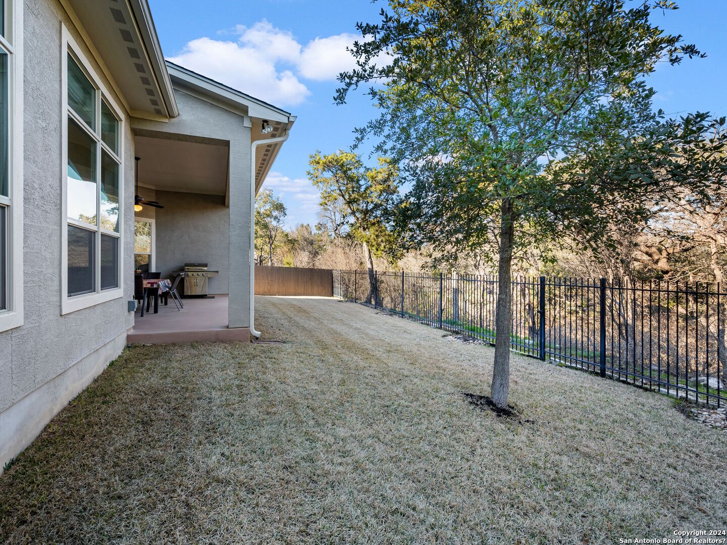 17810 HILLSEDGE