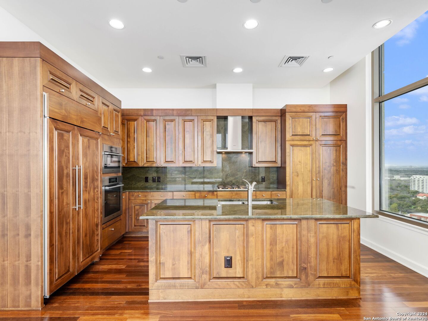 4242 BROADWAY 1904