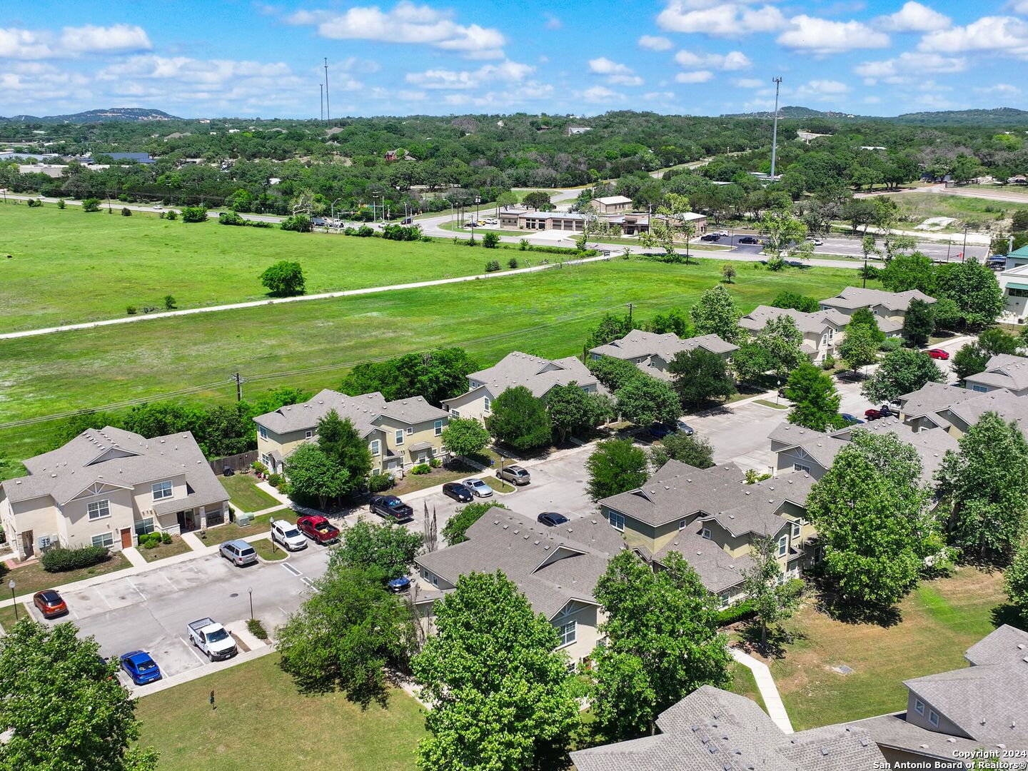 1000 DIAMOND DR