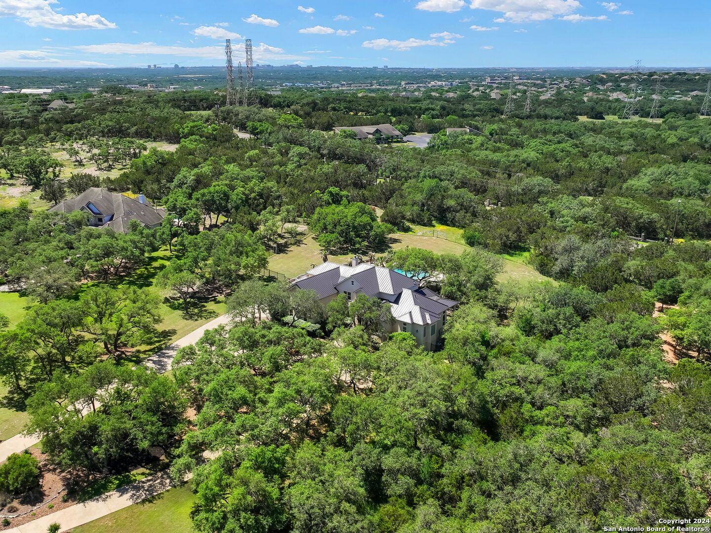 1722 GREYSTONE RDG