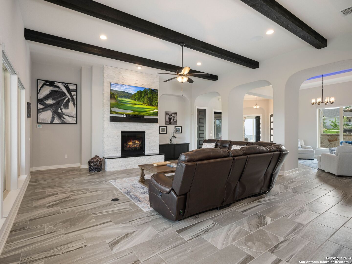 2215 CAPELLA RDG