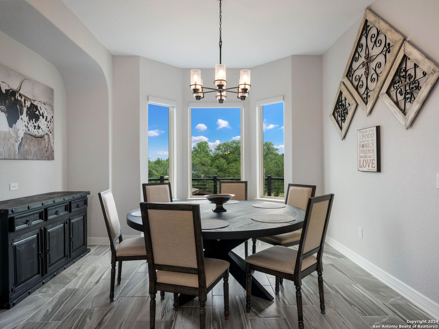 2215 CAPELLA RDG