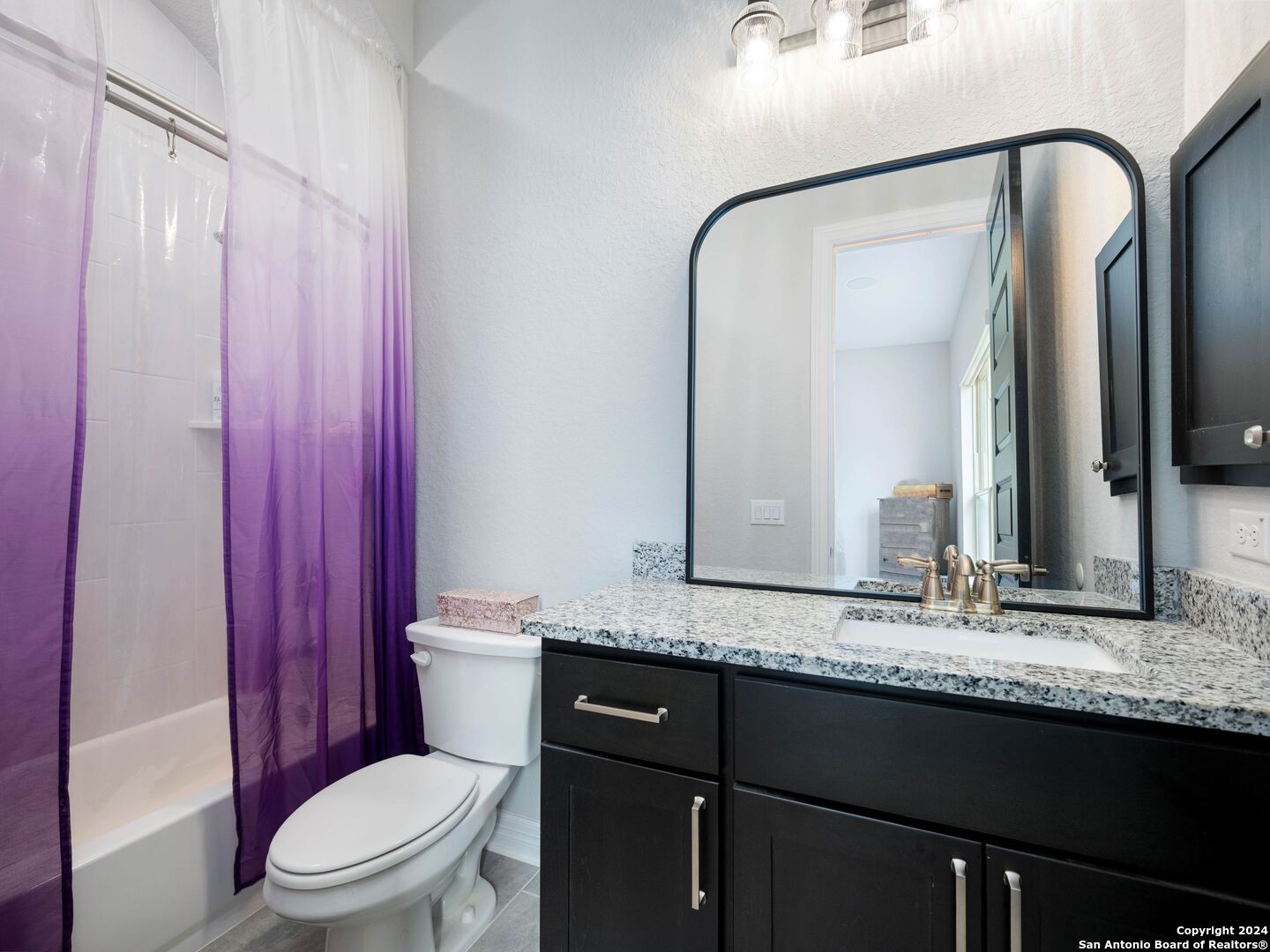 2215 CAPELLA RDG