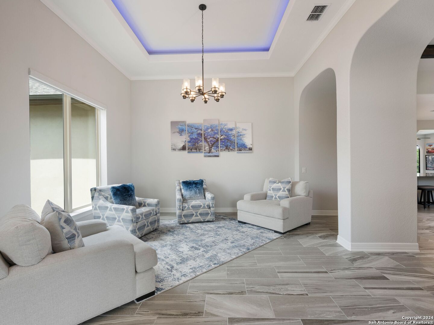 2215 CAPELLA RDG