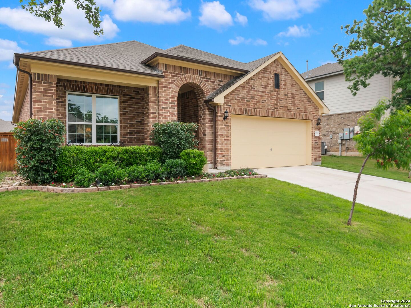 25761 Two Springs