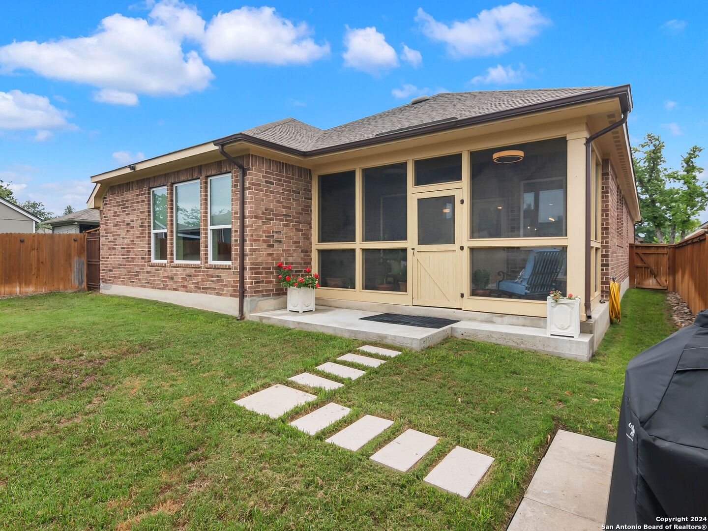 25761 Two Springs