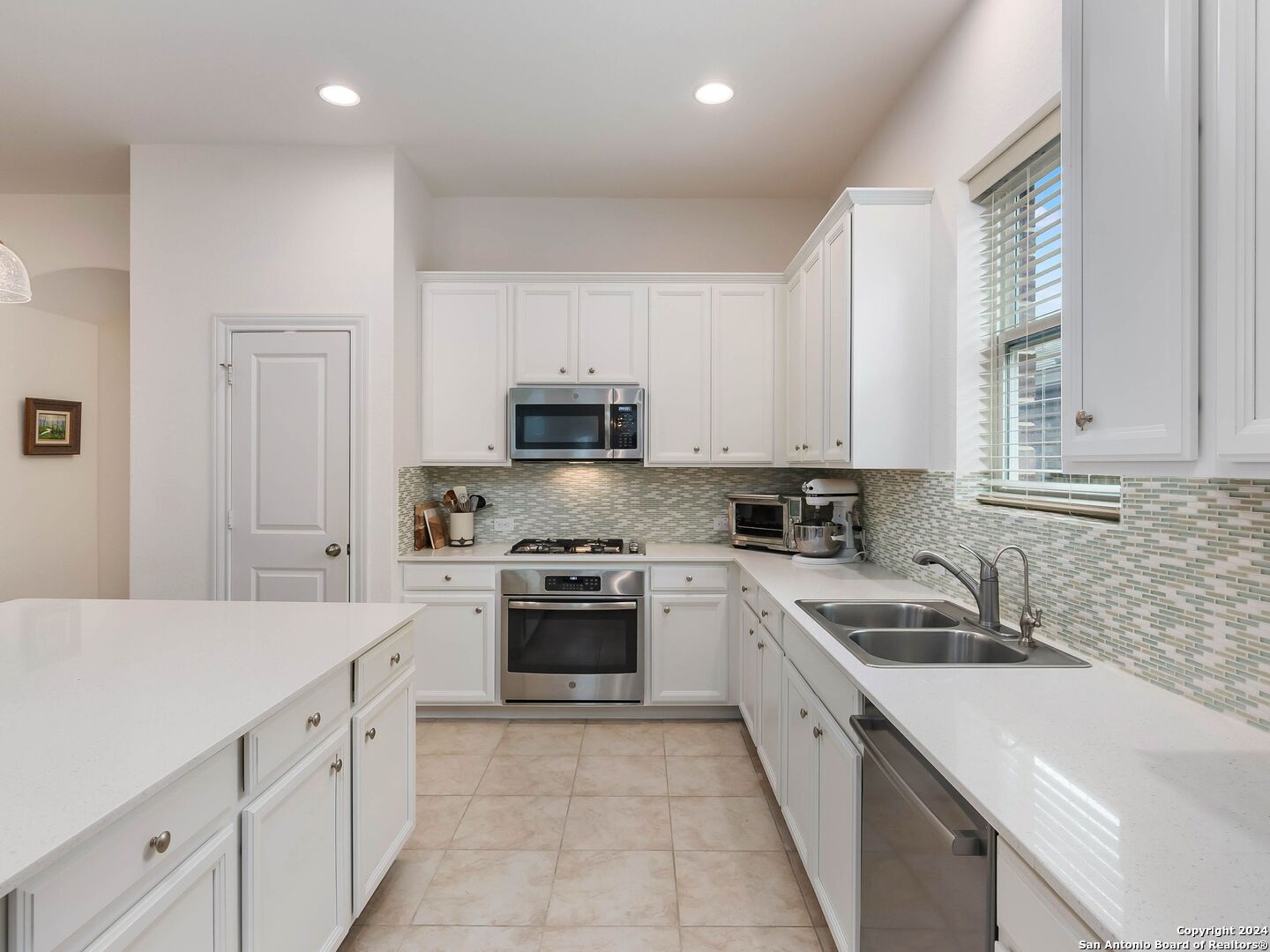 25761 Two Springs