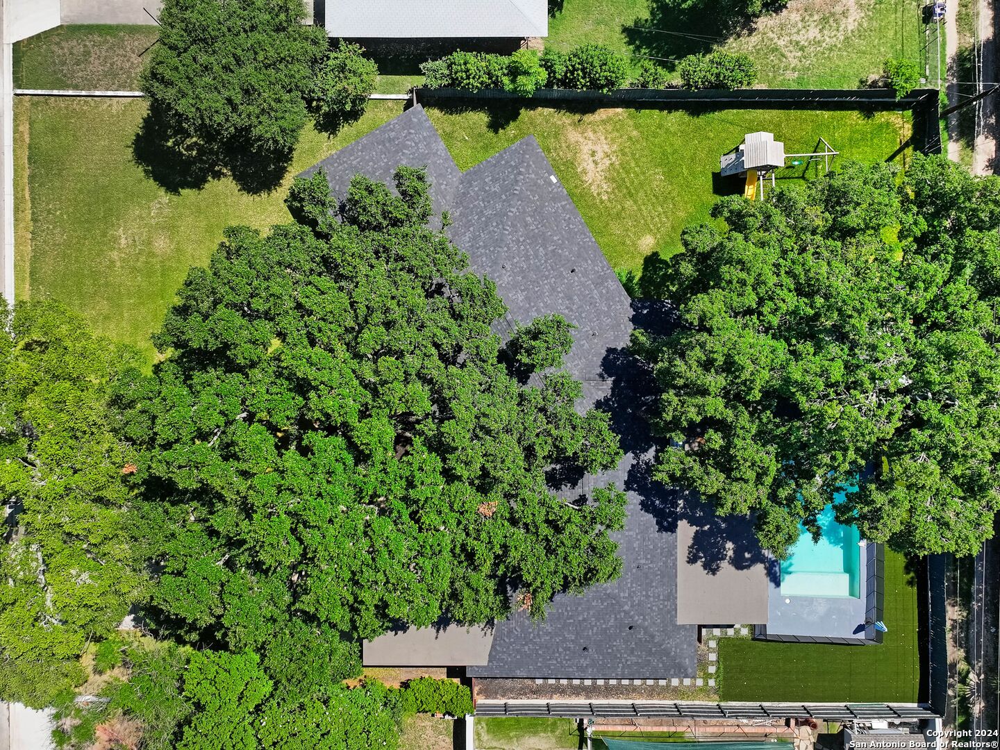204 GLENTOWER DR