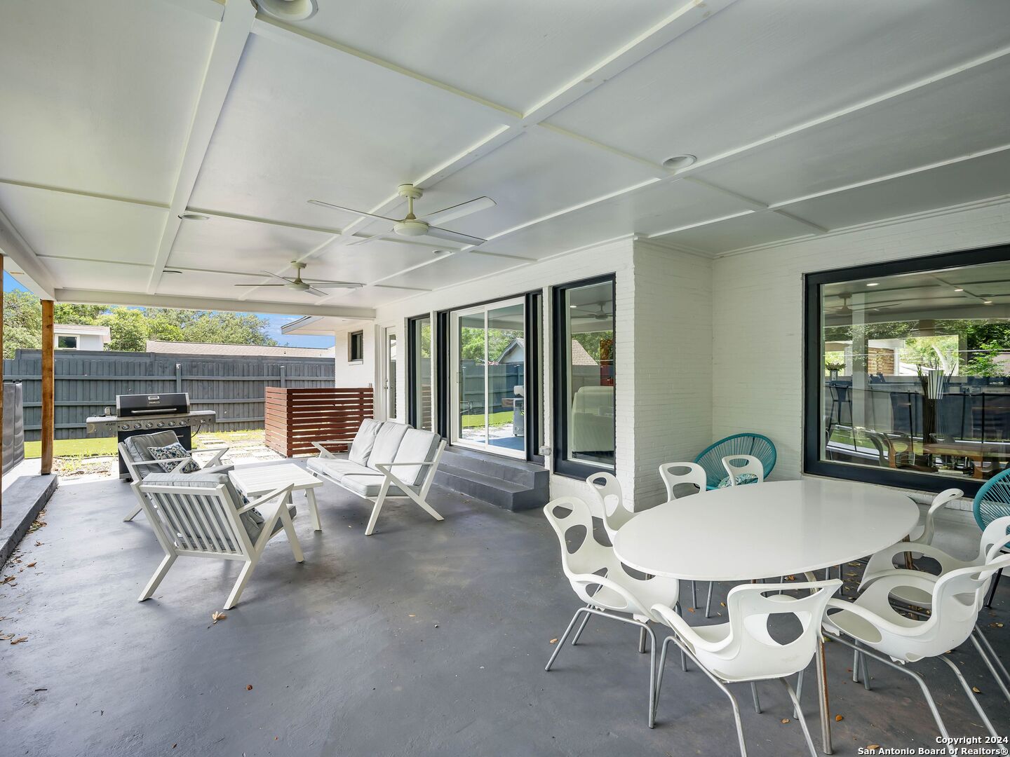 204 GLENTOWER DR