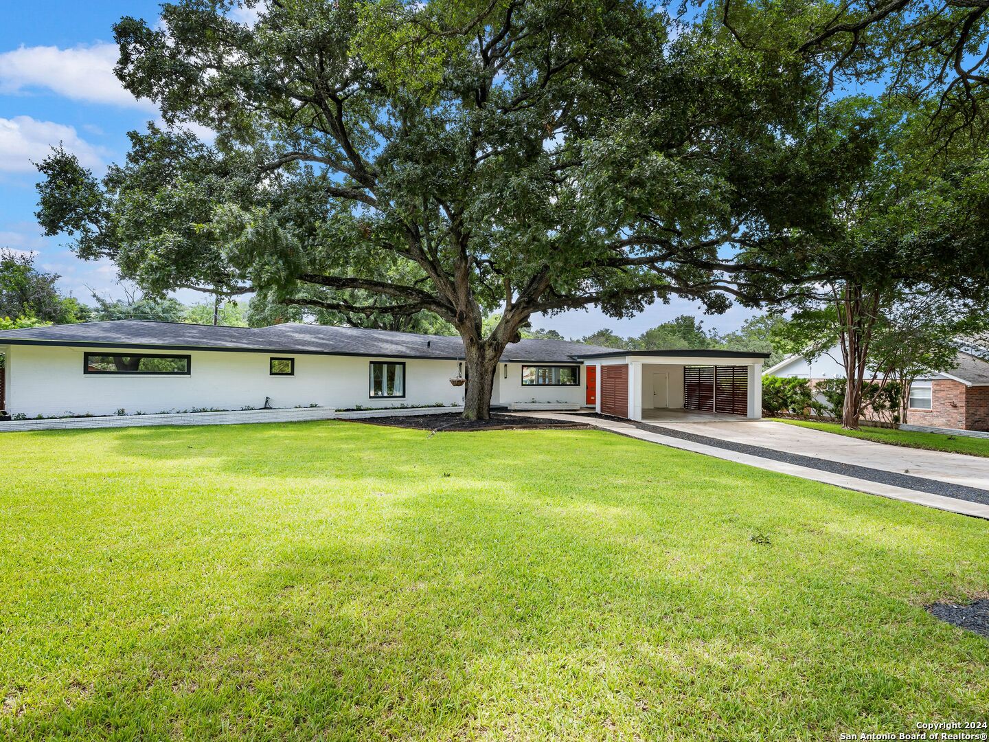 204 GLENTOWER DR