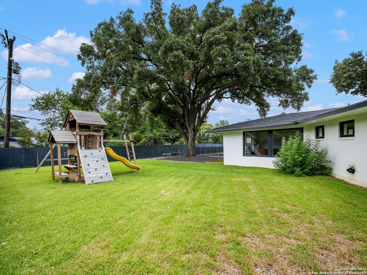 204 GLENTOWER DR
