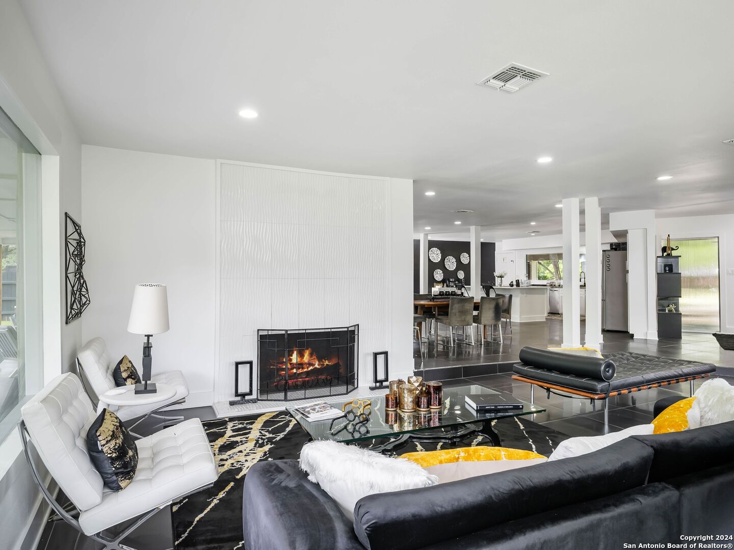 204 GLENTOWER DR