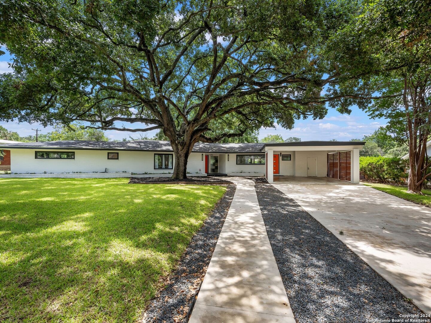 204 GLENTOWER DR
