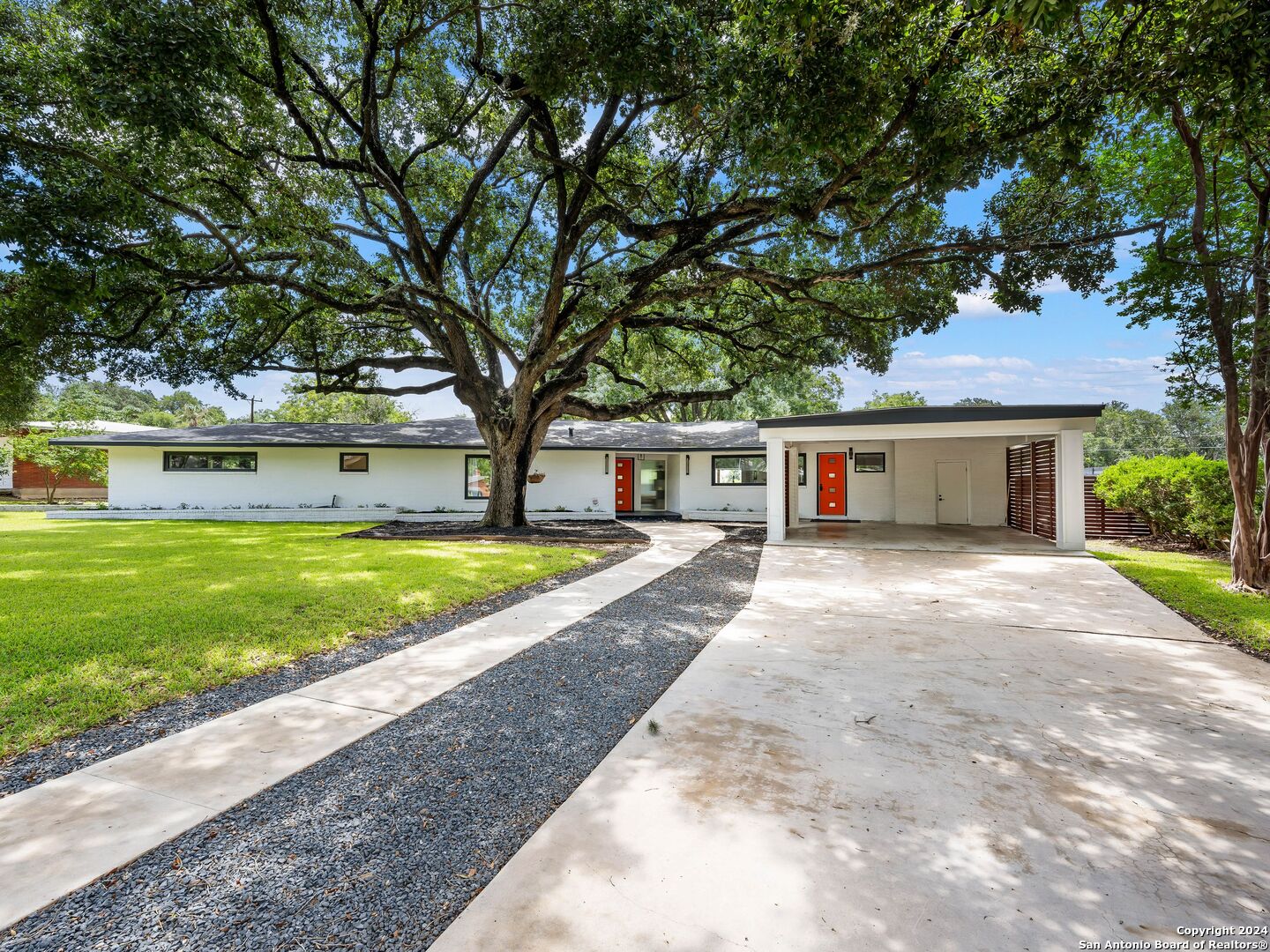 204 GLENTOWER DR