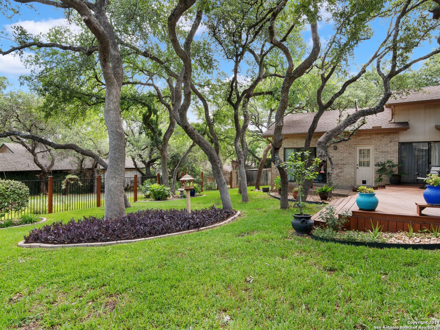 12711 Country Ridge