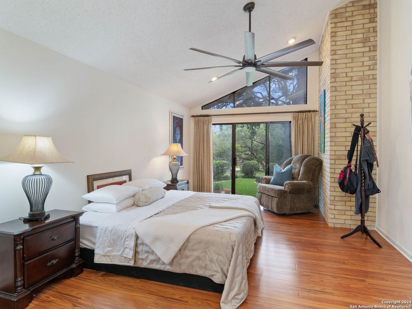 12711 Country Ridge