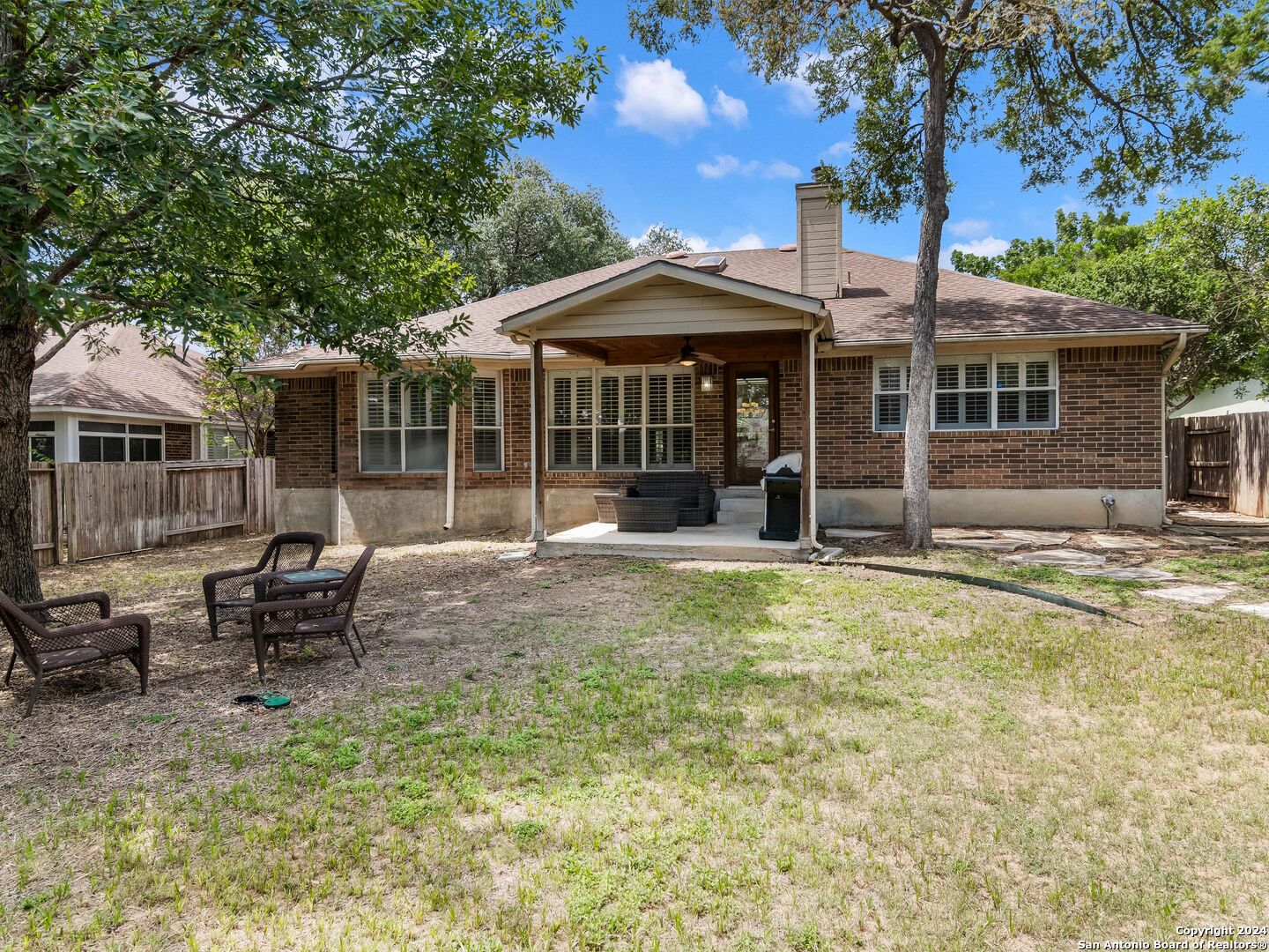 6510 AMBER OAK