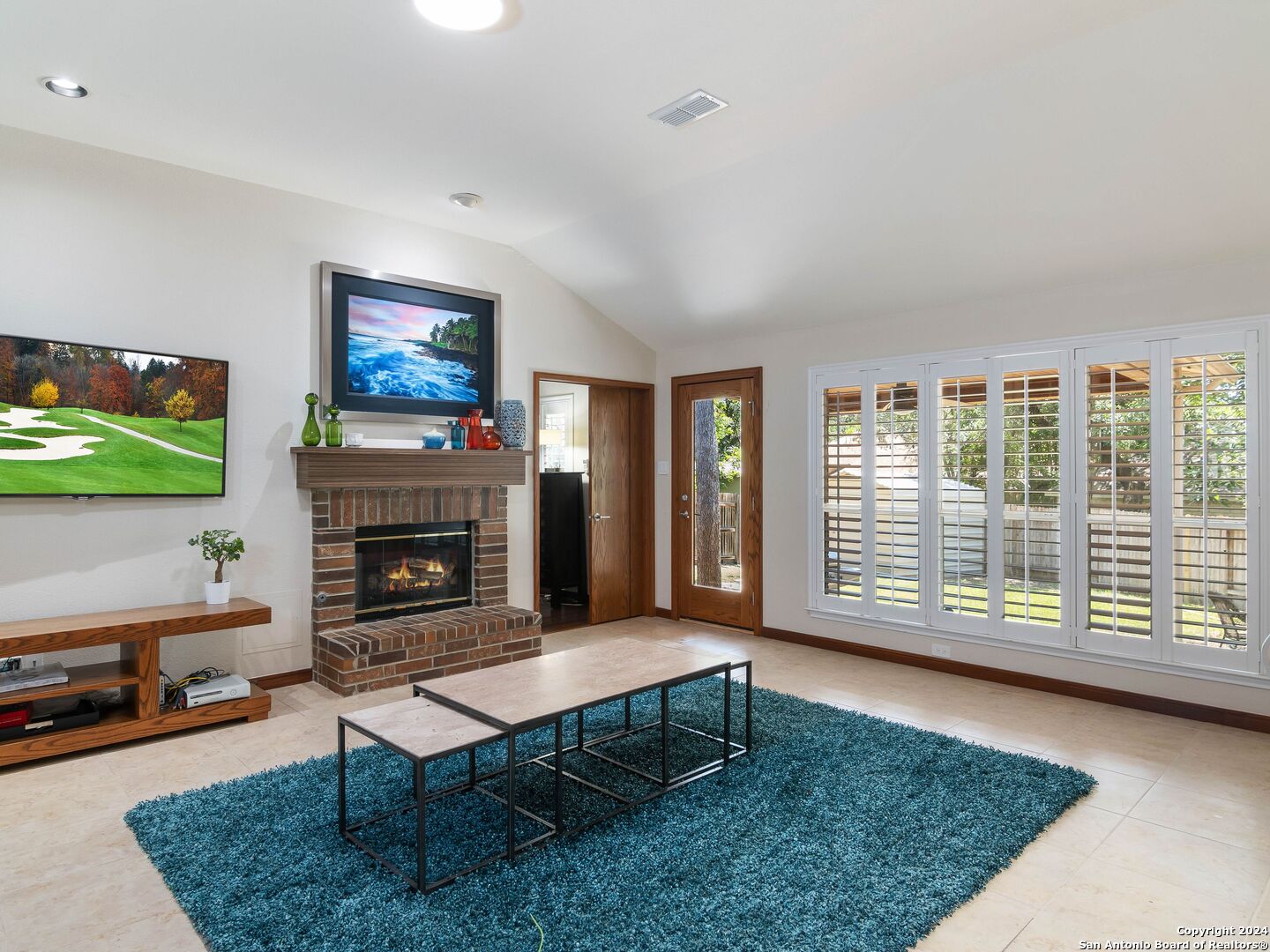 6510 AMBER OAK
