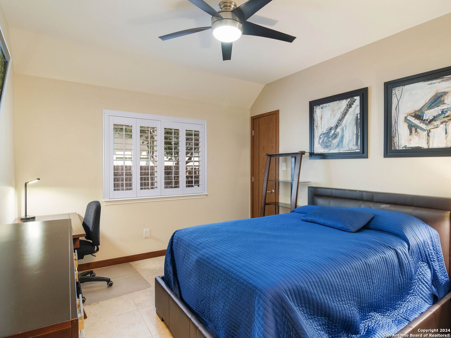 6510 AMBER OAK