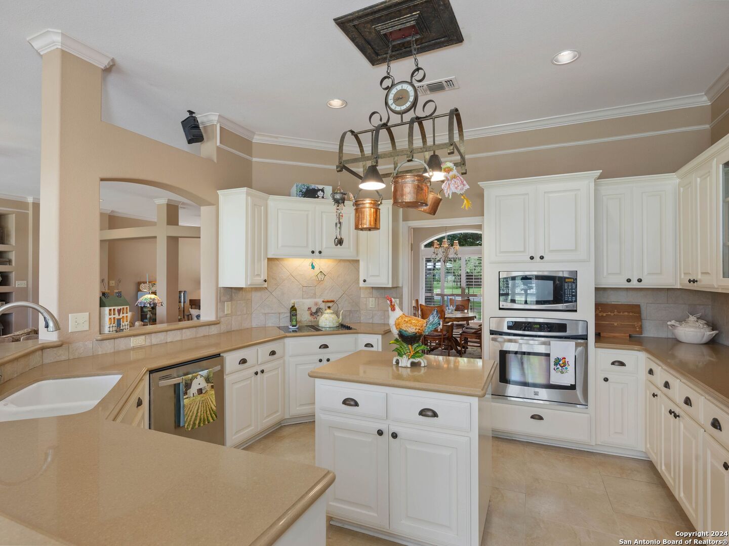 29814 FAIRWAY VISTA DR