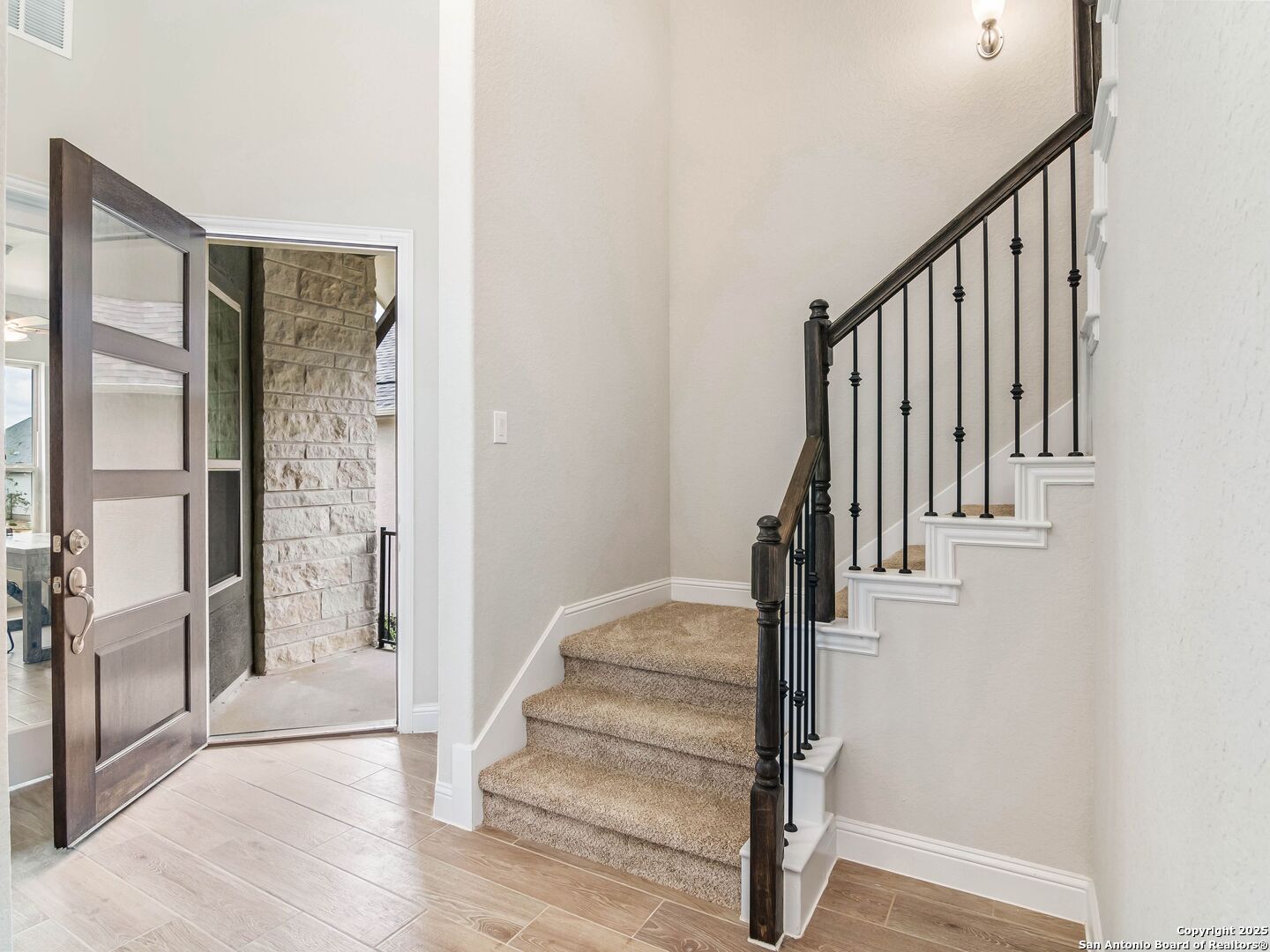 712 Pond Bluff