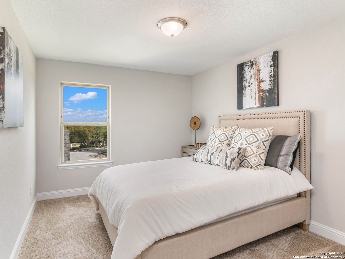 712 Pond Bluff