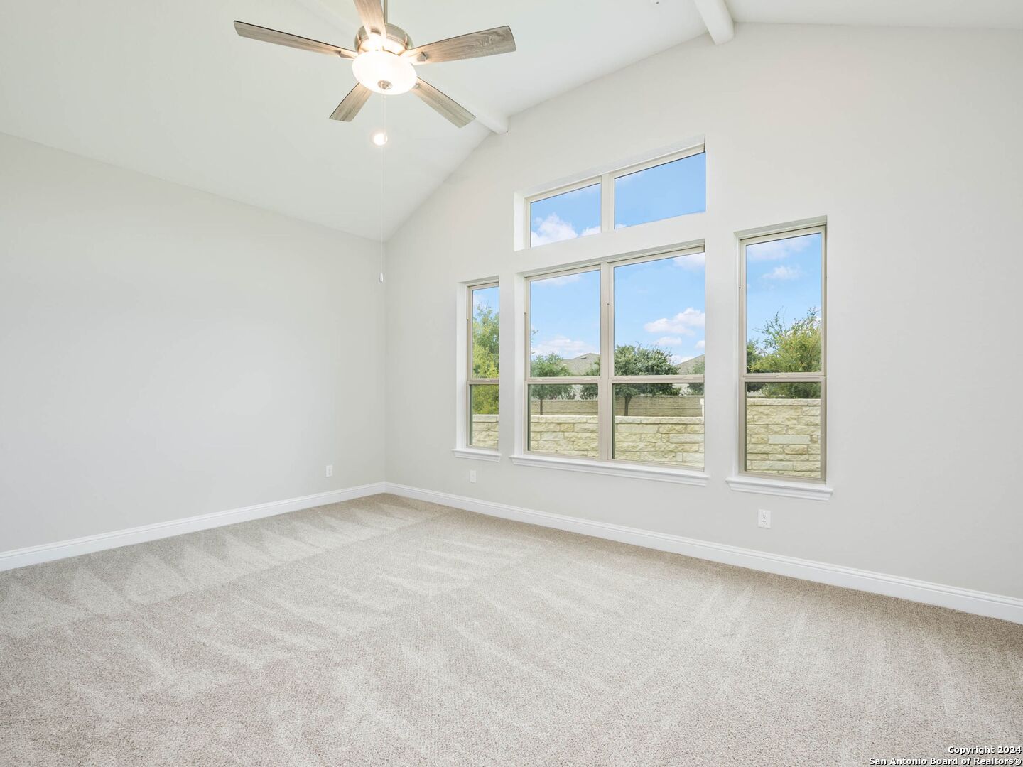 716 Pond Bluff