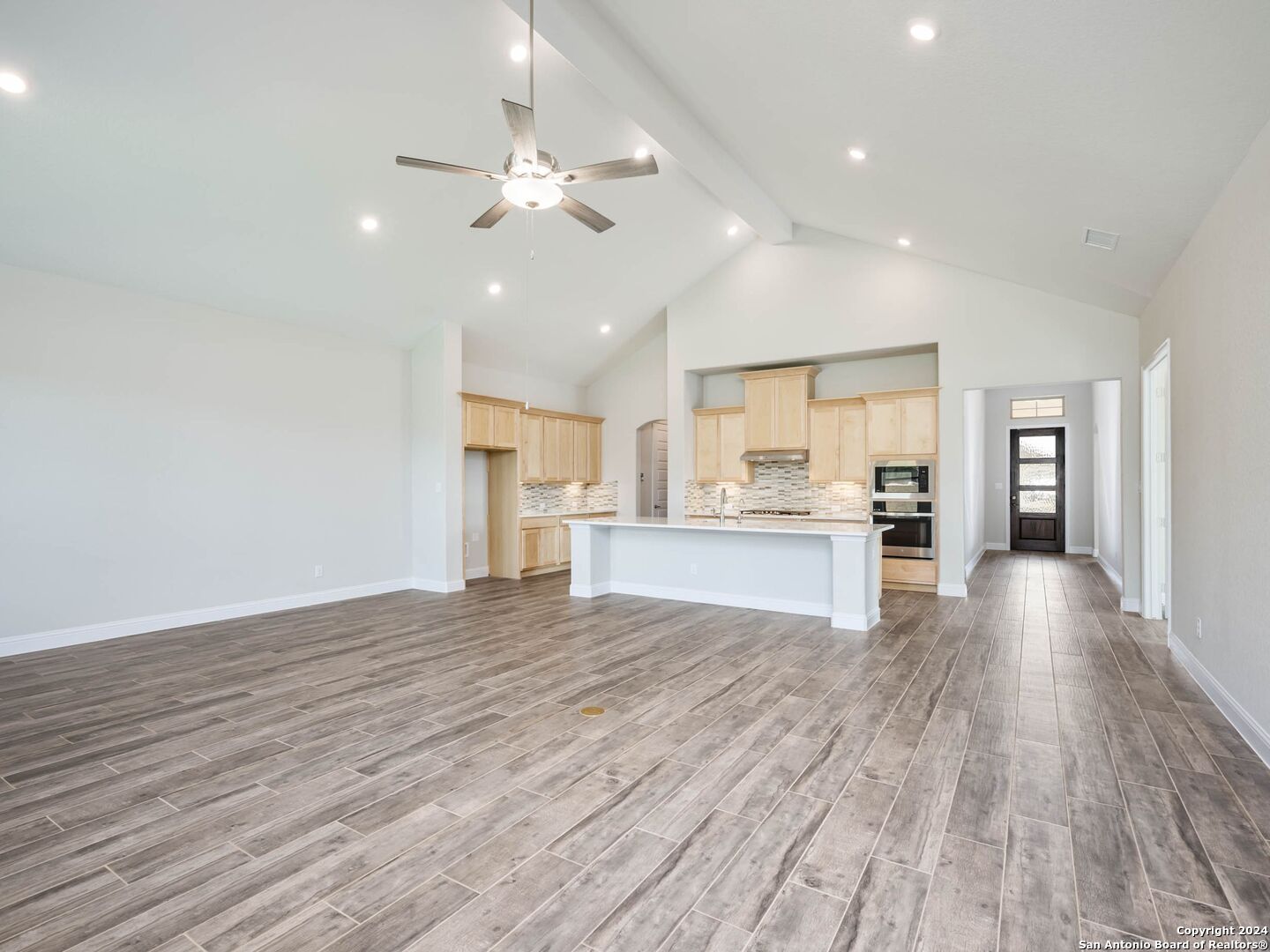 716 Pond Bluff