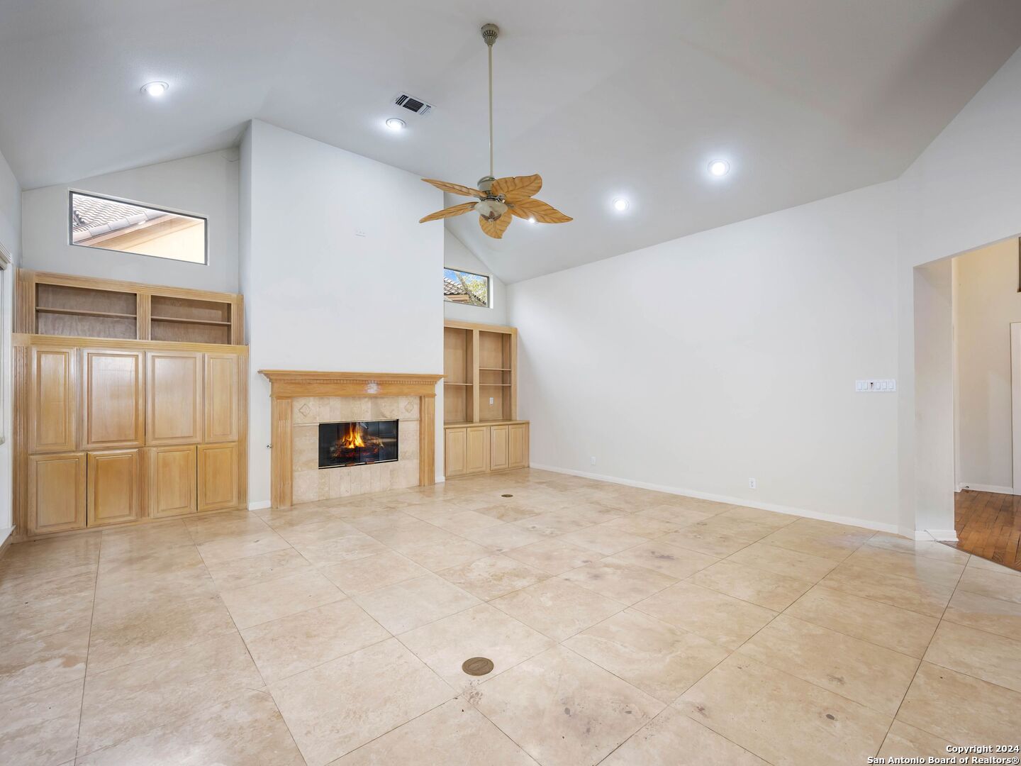 27 WINTHROP DOWNS