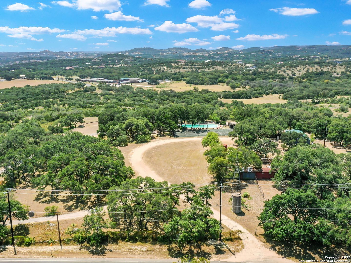 LOT 33 TOUTANT BEAUREGARD RD