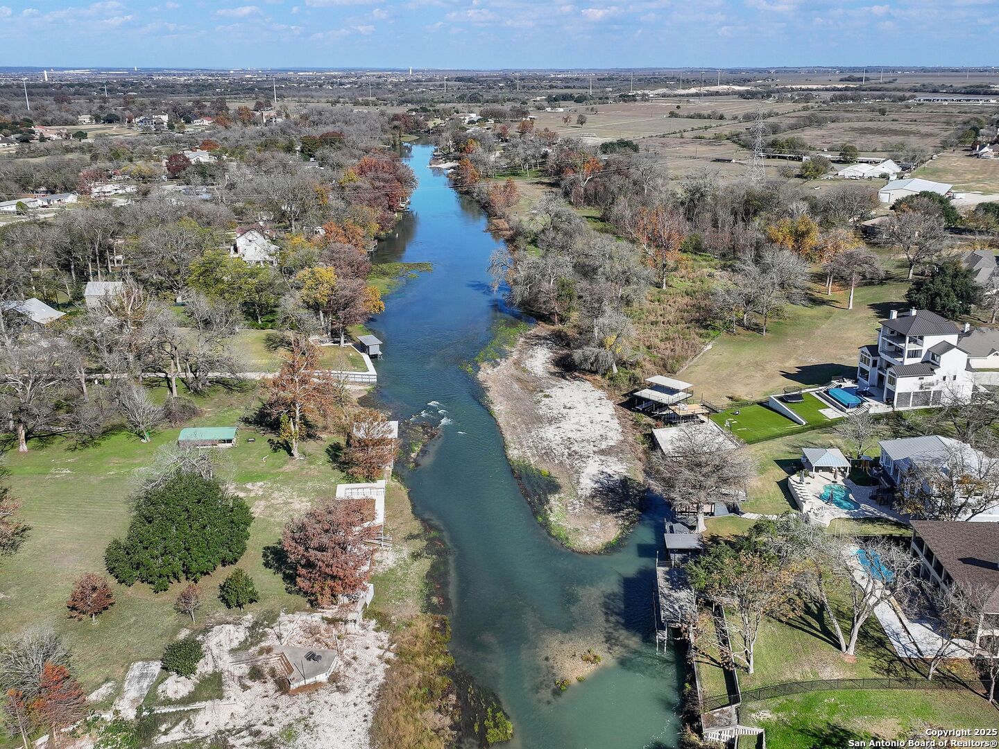 705 RIDGEROAD DR