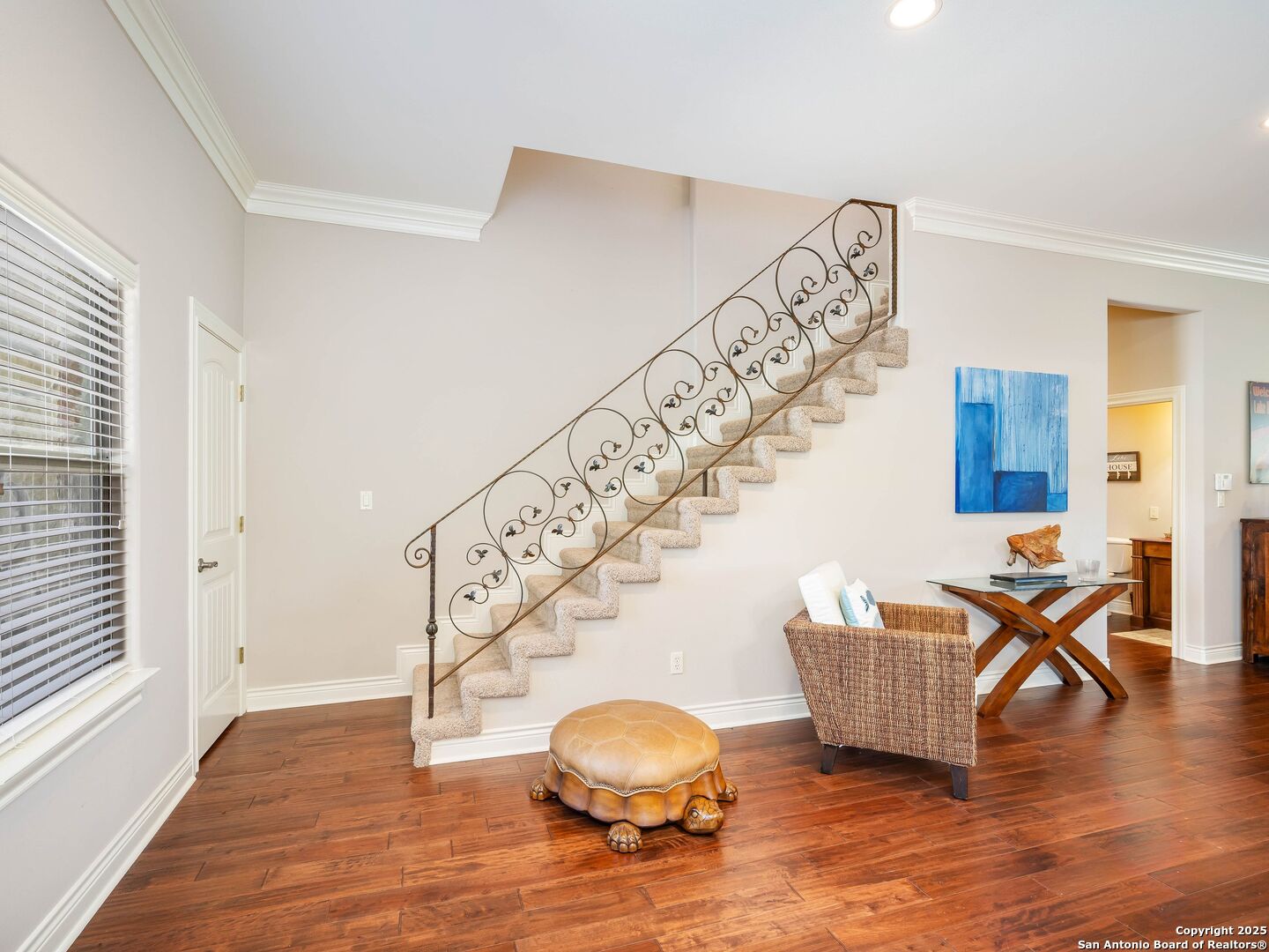 705 RIDGEROAD DR