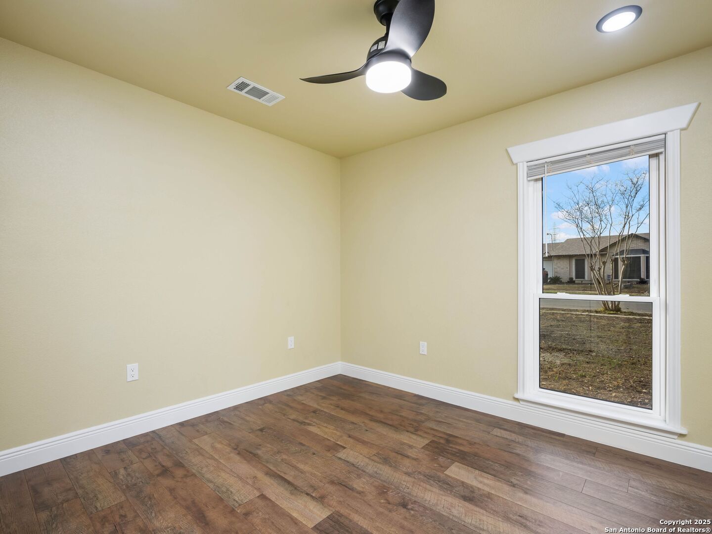 12906 LA QUINTA