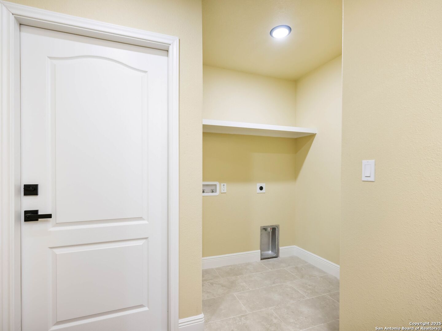 12906 LA QUINTA
