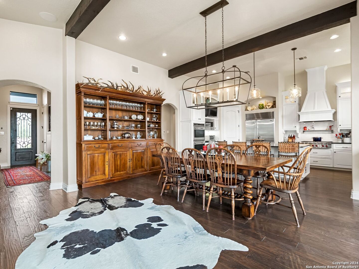 1087 Diamond Ridge