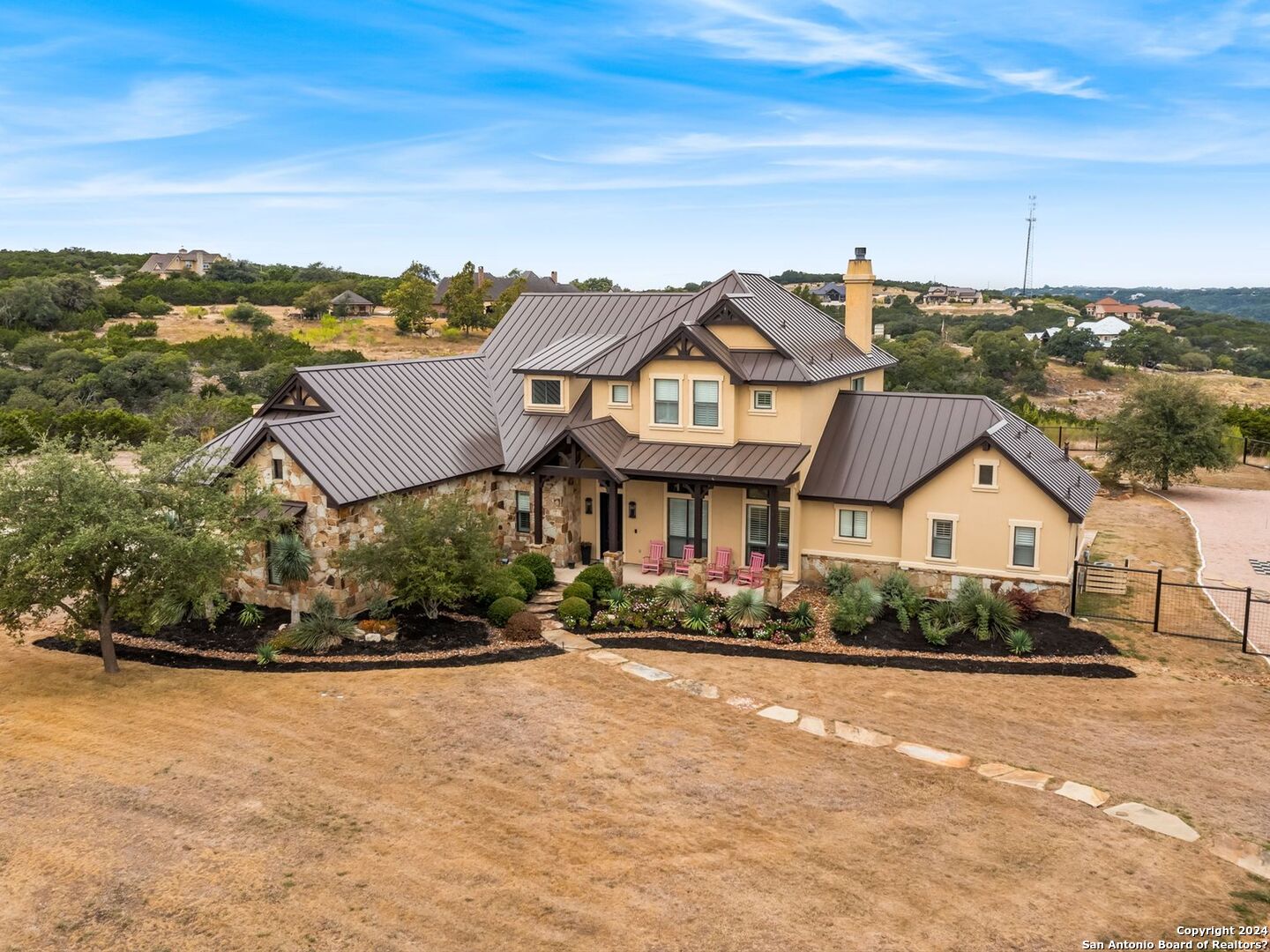 1087 Diamond Ridge