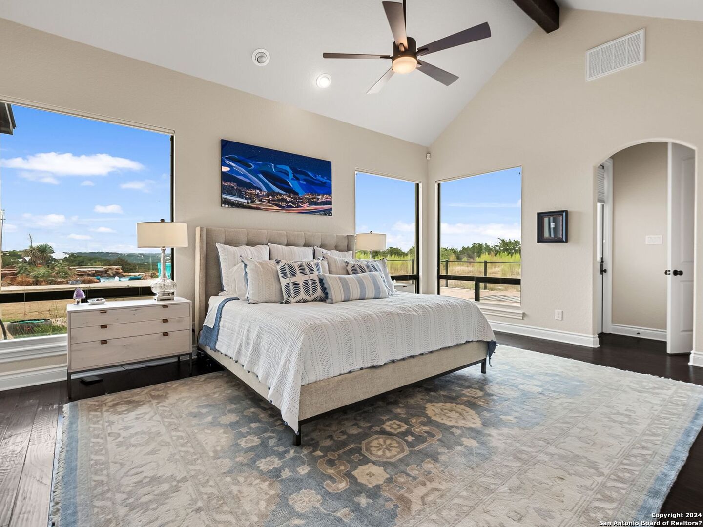 1087 Diamond Ridge