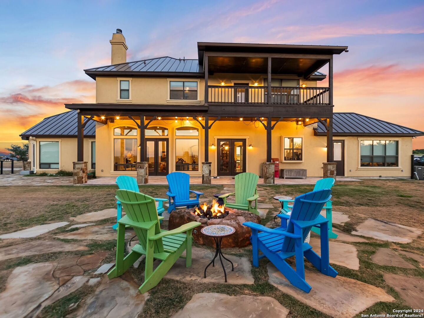 1087 Diamond Ridge