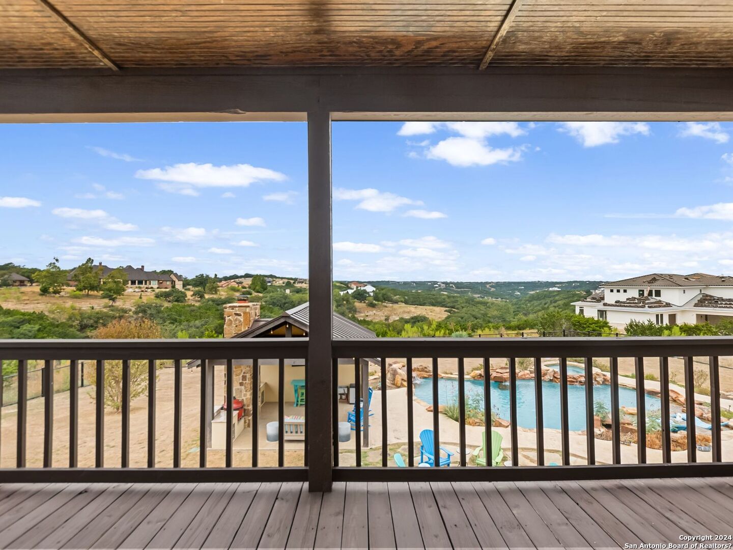 1087 Diamond Ridge