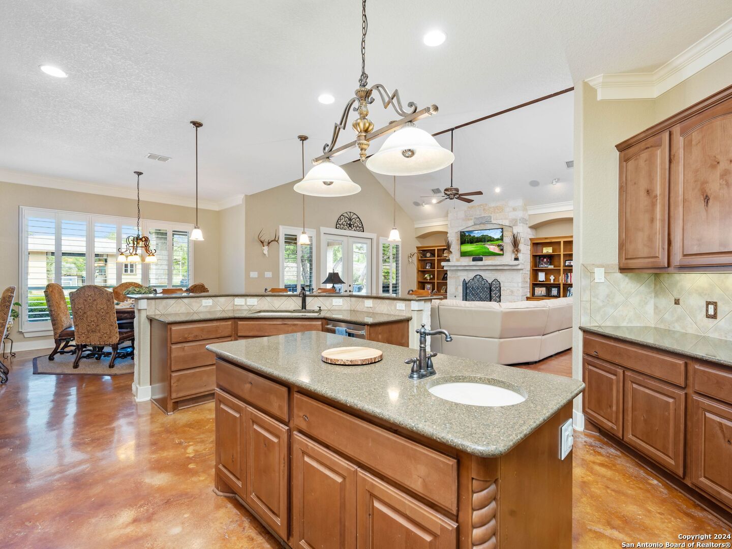 676 Long Meadows