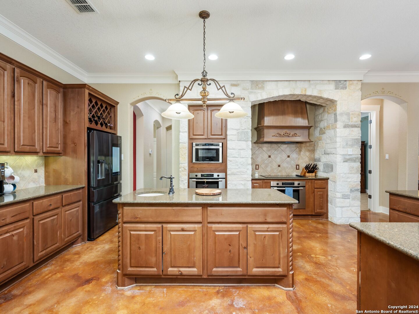 676 Long Meadows