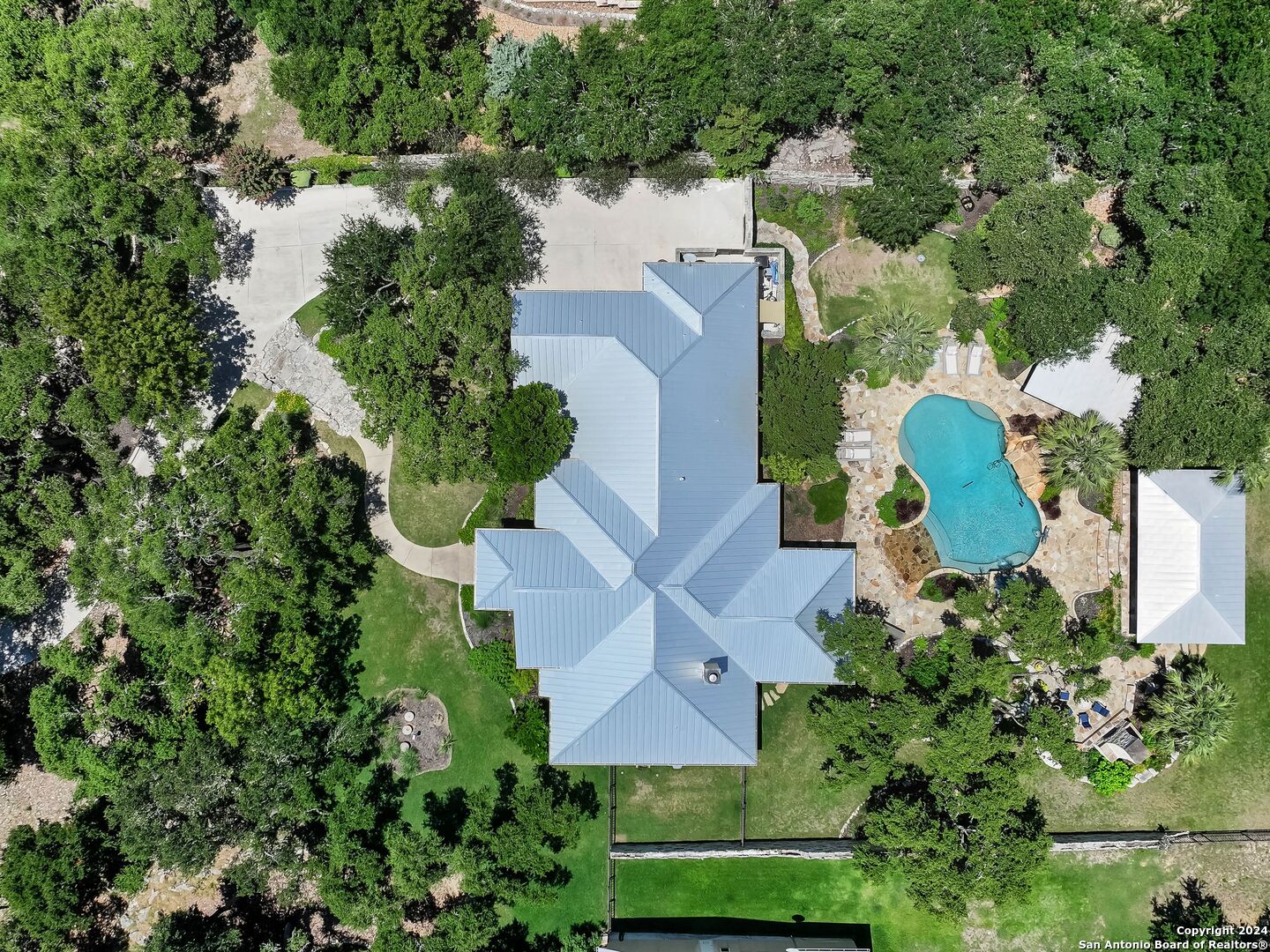 676 Long Meadows
