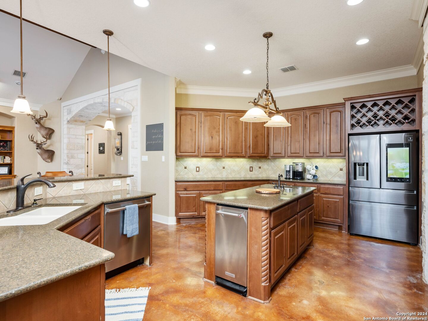 676 Long Meadows