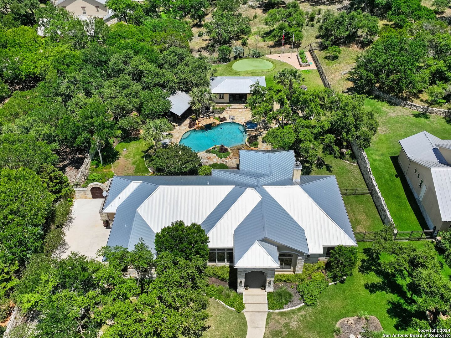 676 Long Meadows