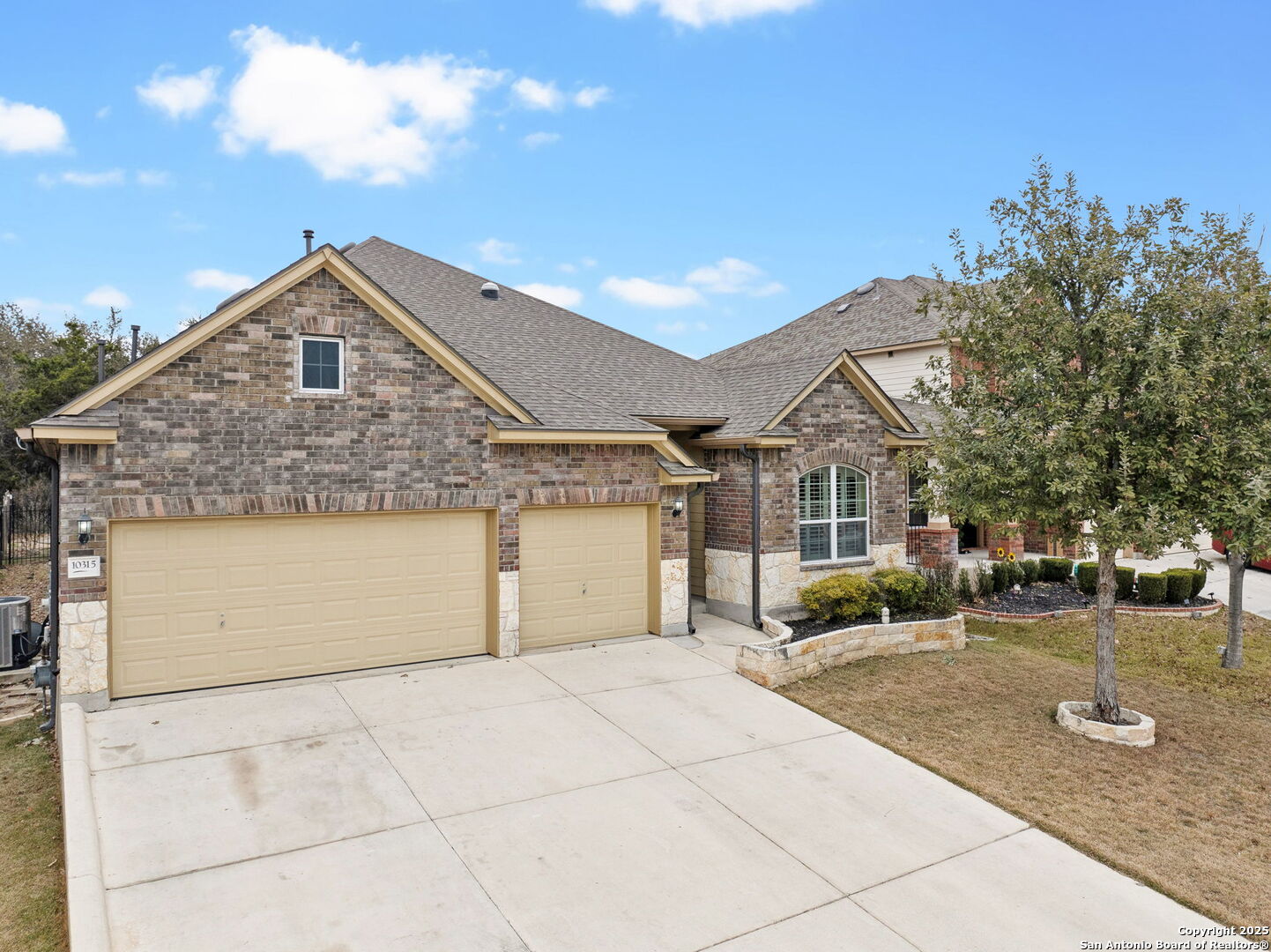 10315 Cima Vista