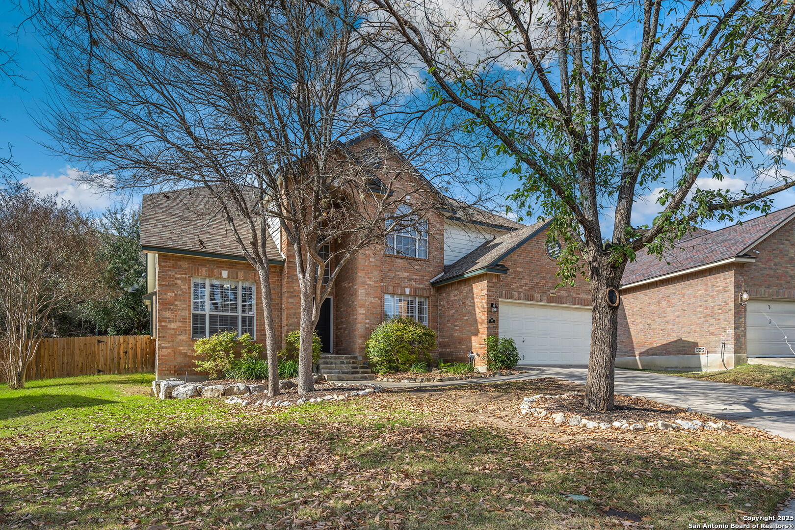 55 SILVERHORN DR